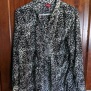 Merona black and white top